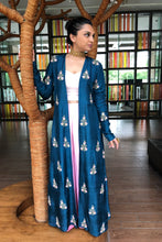 Load image into Gallery viewer, The Teal Peonies Cape Set
