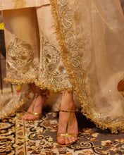 Load image into Gallery viewer, The Leona Kurta Set
