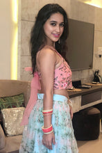 Load image into Gallery viewer, The Roses Tie Back Blouse
