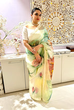 Load image into Gallery viewer, The Hand Painted Saree
