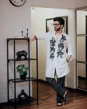 Load image into Gallery viewer, The Noir et Blanc Kurta and Pants
