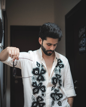 Load image into Gallery viewer, The Noir et Blanc Kurta and Pants
