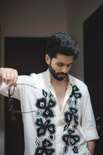 Load image into Gallery viewer, The Noir et Blanc Kurta and Pants
