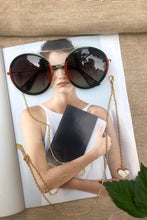 Load image into Gallery viewer, Dainty Gold Chain With Heart Charm
