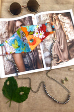 Load image into Gallery viewer, Silver Chain With Silver Cut Beads
