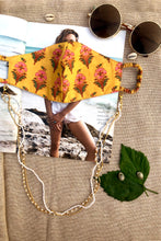 Load image into Gallery viewer, Gold and White, Three String Chain
