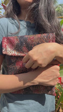 Load and play video in Gallery viewer, The Georgina Book/Tablet/Laptop Sleeve
