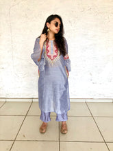 Load image into Gallery viewer, The Blooming Kurta
